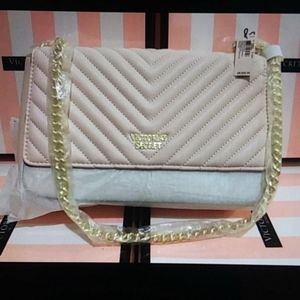 VS V-Quilted Blush Bond Street Shoulder Bag